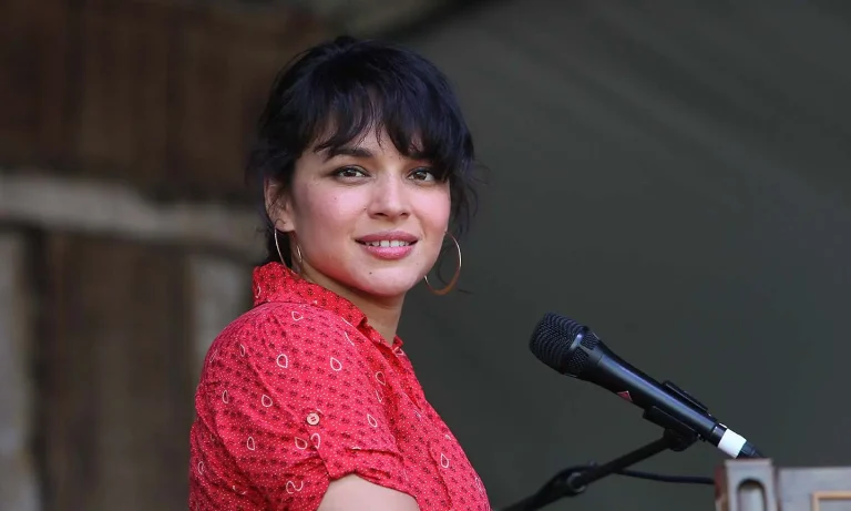 Norah Jones Net Worth: A Look At Her $25 Million Fortune