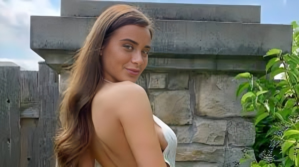 What Is Lana Rhoades Net Worth? Inside the Podcaster's LifeIntro